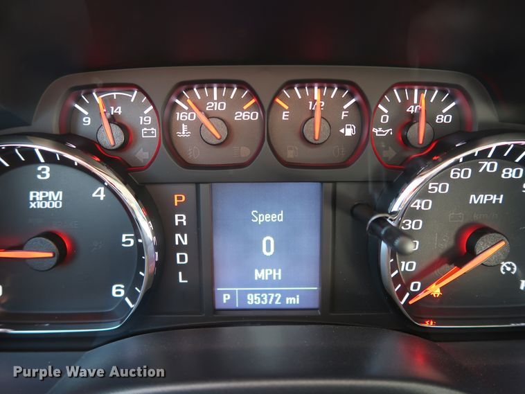 image for item DK3517 2017 Chevrolet Silverado 1500  Crew Cab pickup truck