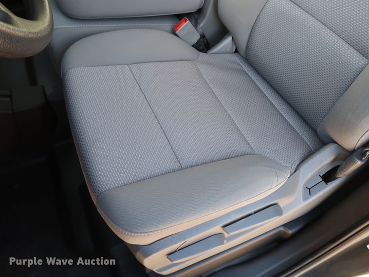 image for item DK3517 2017 Chevrolet Silverado 1500  Crew Cab pickup truck