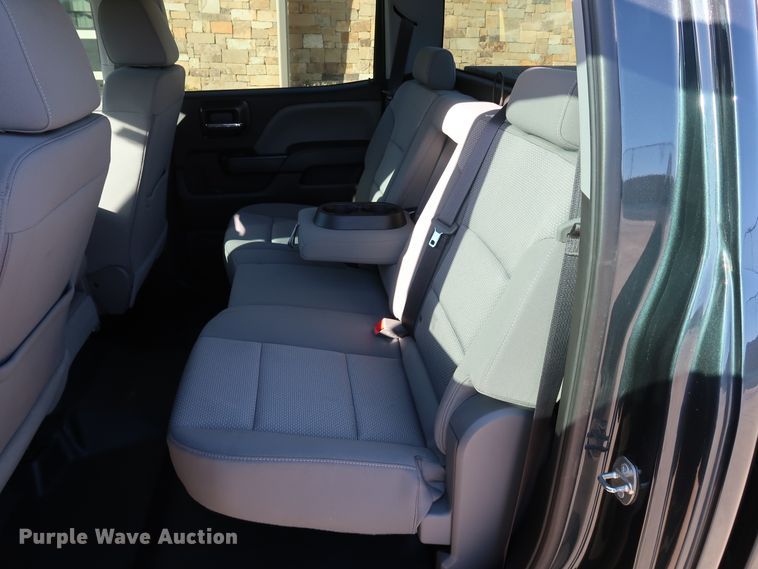 image for item DK3517 2017 Chevrolet Silverado 1500  Crew Cab pickup truck