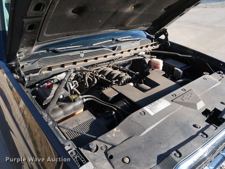 image for item DK3517 2017 Chevrolet Silverado 1500  Crew Cab pickup truck