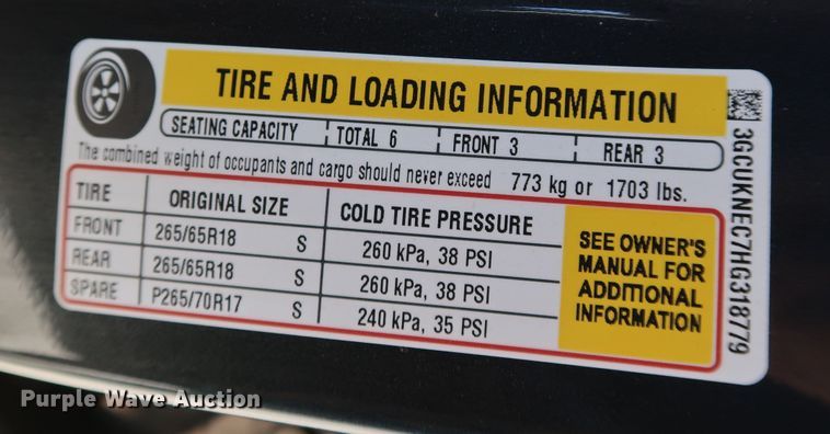 image for item DK3517 2017 Chevrolet Silverado 1500  Crew Cab pickup truck