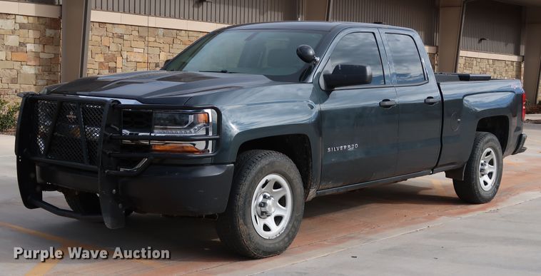 image for item DK3518 2017 Chevrolet Silverado 1500  Double Cab pickup truck