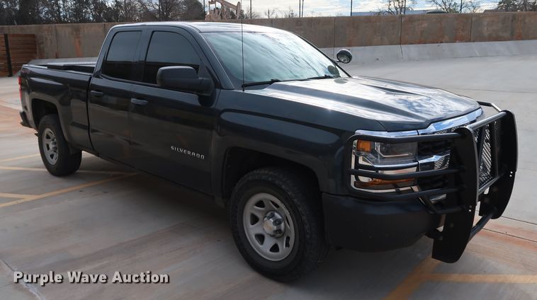 image for item DK3518 2017 Chevrolet Silverado 1500  Double Cab pickup truck