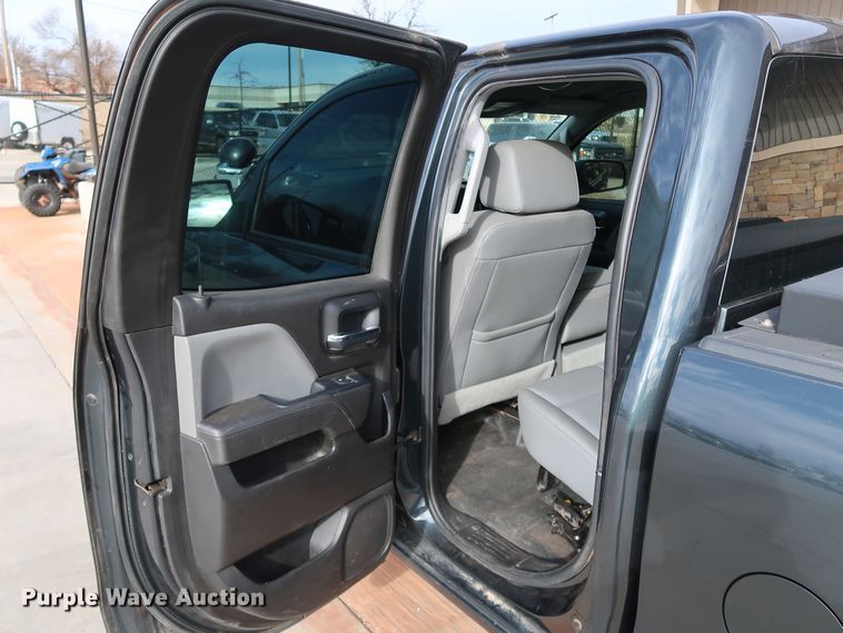 image for item DK3518 2017 Chevrolet Silverado 1500  Double Cab pickup truck