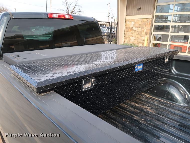 image for item DK3518 2017 Chevrolet Silverado 1500  Double Cab pickup truck