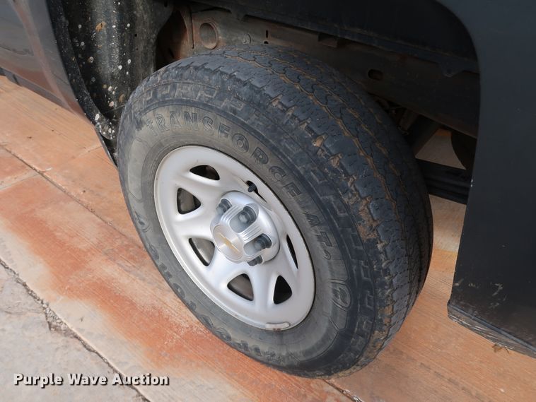 image for item DK3518 2017 Chevrolet Silverado 1500  Double Cab pickup truck