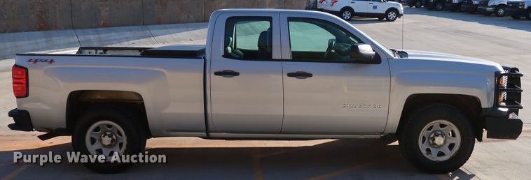 image for item DK3519 2015 Chevrolet Silverado 1500  Double Cab pickup truck