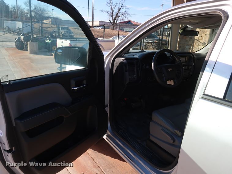 image for item DK3519 2015 Chevrolet Silverado 1500  Double Cab pickup truck