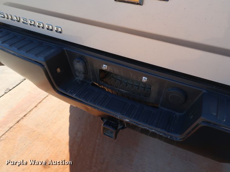 image for item DK3519 2015 Chevrolet Silverado 1500  Double Cab pickup truck