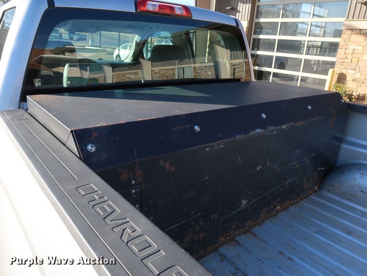 image for item DK3519 2015 Chevrolet Silverado 1500  Double Cab pickup truck