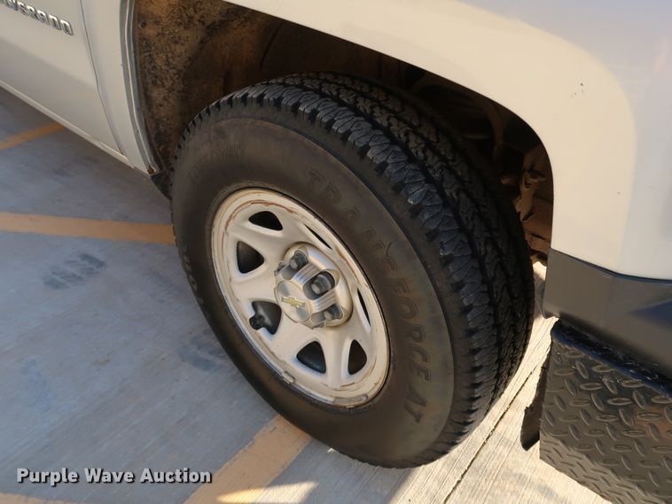 image for item DK3519 2015 Chevrolet Silverado 1500  Double Cab pickup truck