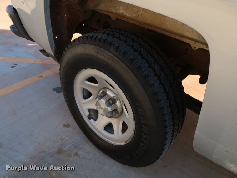 image for item DK3519 2015 Chevrolet Silverado 1500  Double Cab pickup truck