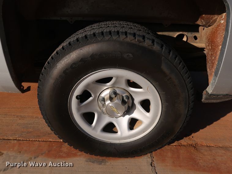 image for item DK3519 2015 Chevrolet Silverado 1500  Double Cab pickup truck