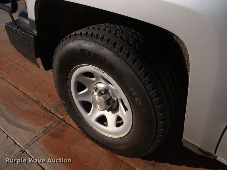 image for item DK3519 2015 Chevrolet Silverado 1500  Double Cab pickup truck