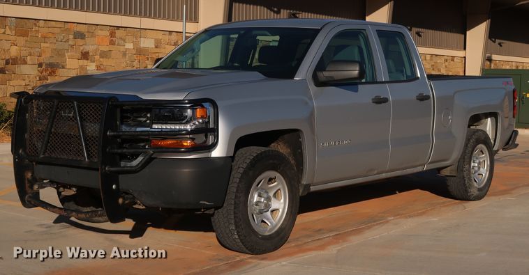 image for item DK3520 2016 Chevrolet Silverado 1500  Double Cab pickup truck