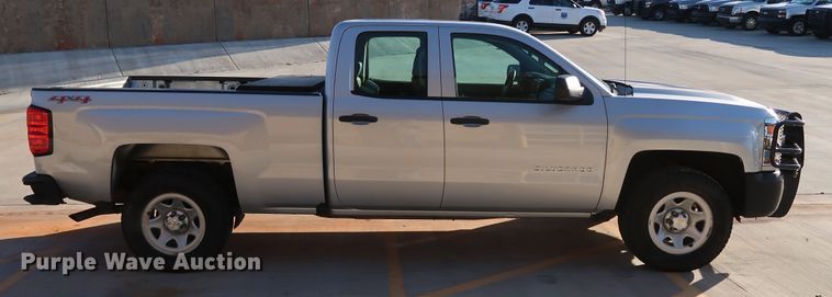 image for item DK3520 2016 Chevrolet Silverado 1500  Double Cab pickup truck