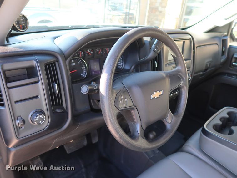 image for item DK3520 2016 Chevrolet Silverado 1500  Double Cab pickup truck