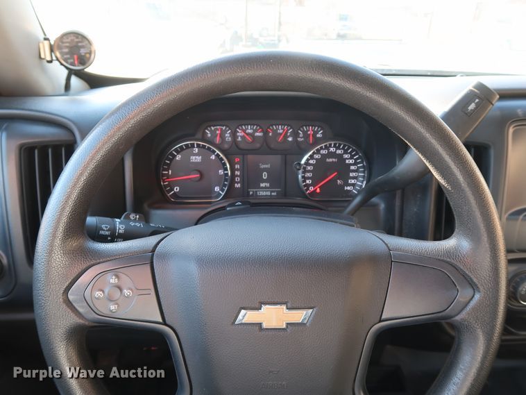 image for item DK3520 2016 Chevrolet Silverado 1500  Double Cab pickup truck