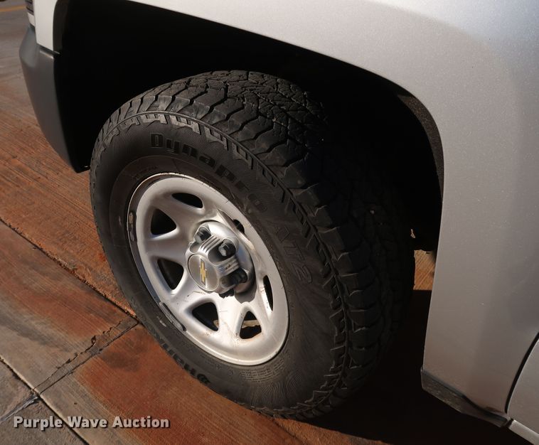 image for item DK3520 2016 Chevrolet Silverado 1500  Double Cab pickup truck