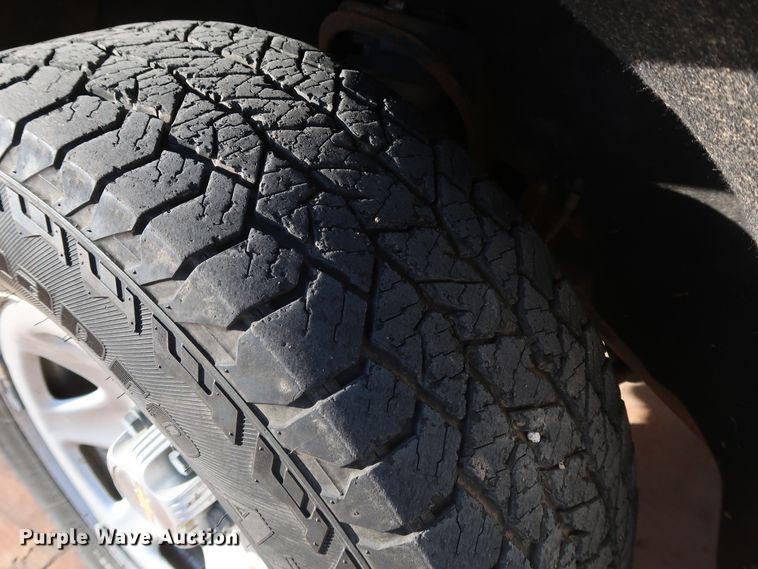 image for item DK3520 2016 Chevrolet Silverado 1500  Double Cab pickup truck