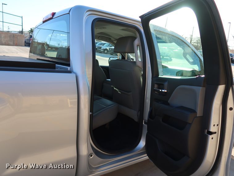 image for item DK3521 2016 Chevrolet Silverado 1500  Double Cab pickup truck