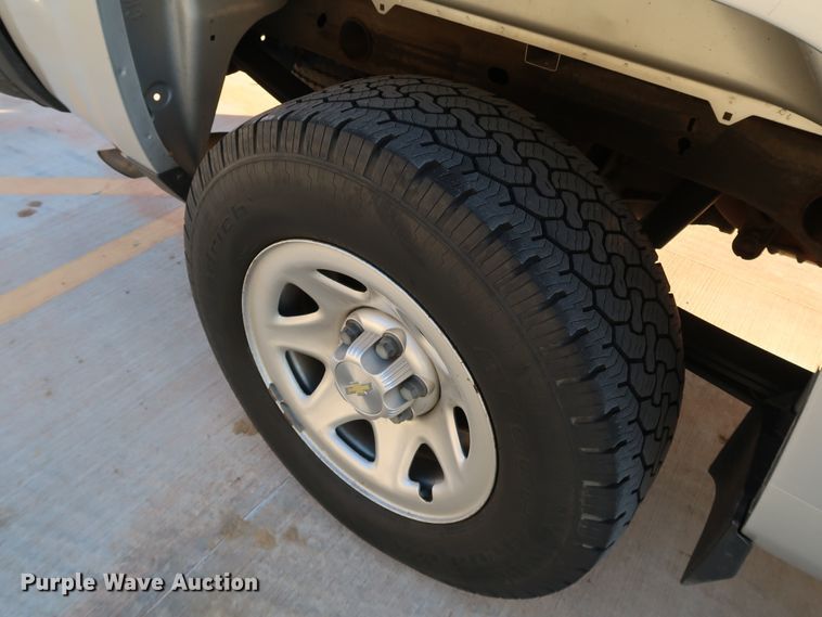 image for item DK3521 2016 Chevrolet Silverado 1500  Double Cab pickup truck