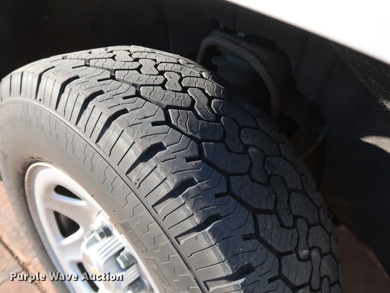 image for item DK3521 2016 Chevrolet Silverado 1500  Double Cab pickup truck