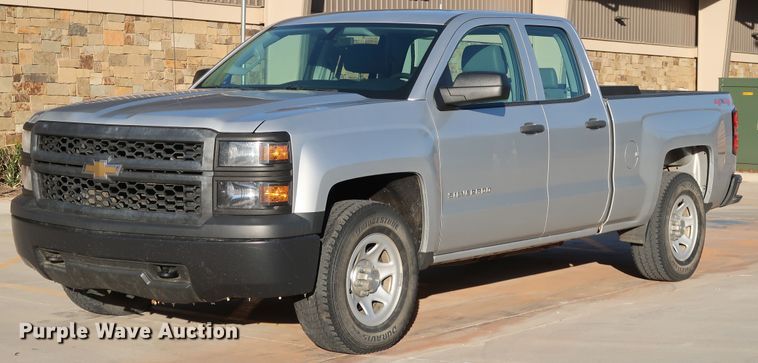 image for item DK3522 2015 Chevrolet Silverado 1500  Double Cab pickup truck