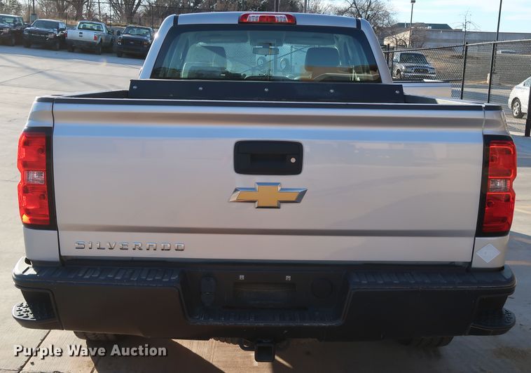 image for item DK3522 2015 Chevrolet Silverado 1500  Double Cab pickup truck