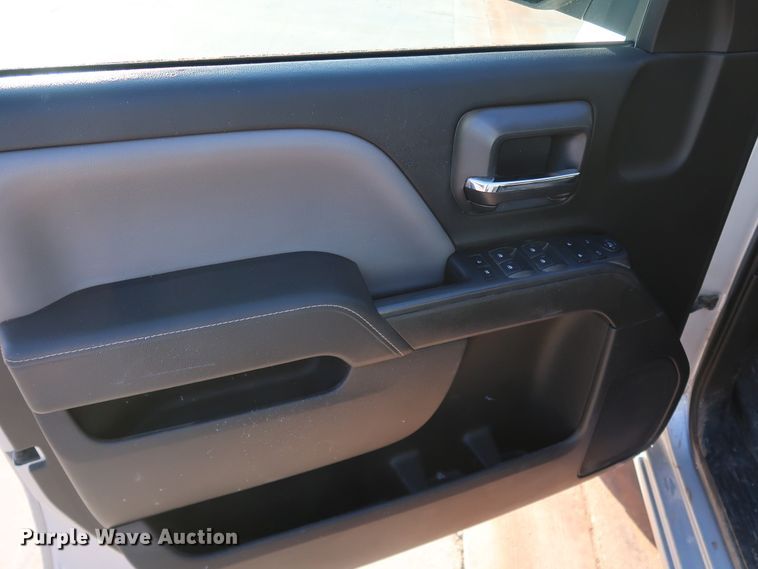 image for item DK3522 2015 Chevrolet Silverado 1500  Double Cab pickup truck