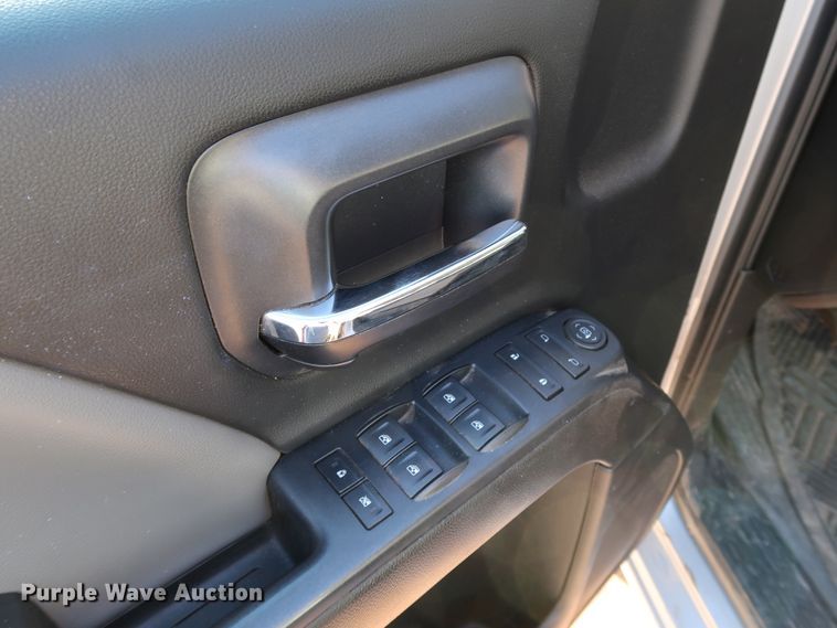 image for item DK3522 2015 Chevrolet Silverado 1500  Double Cab pickup truck