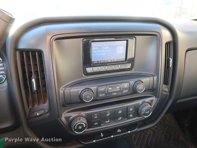 image for item DK3522 2015 Chevrolet Silverado 1500  Double Cab pickup truck