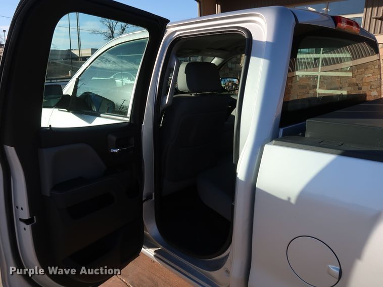 image for item DK3522 2015 Chevrolet Silverado 1500  Double Cab pickup truck