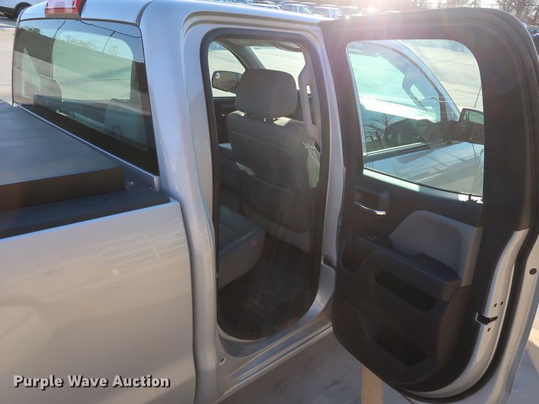 image for item DK3522 2015 Chevrolet Silverado 1500  Double Cab pickup truck