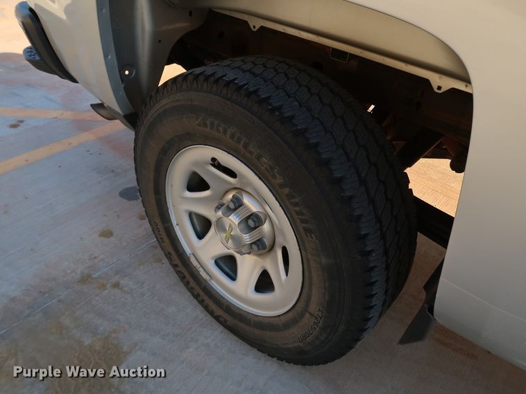 image for item DK3522 2015 Chevrolet Silverado 1500  Double Cab pickup truck