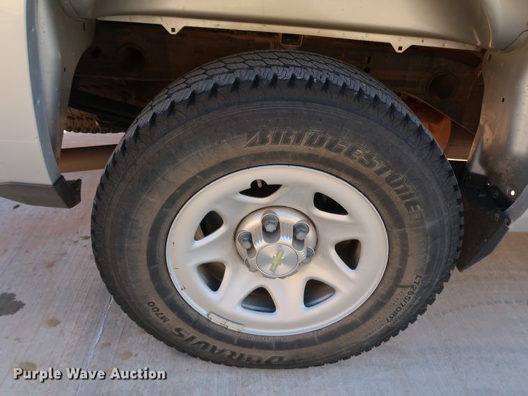 image for item DK3522 2015 Chevrolet Silverado 1500  Double Cab pickup truck