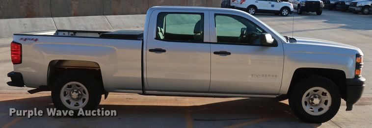 image for item DK3523 2015 Chevrolet Silverado 1500  Crew Cab pickup truck