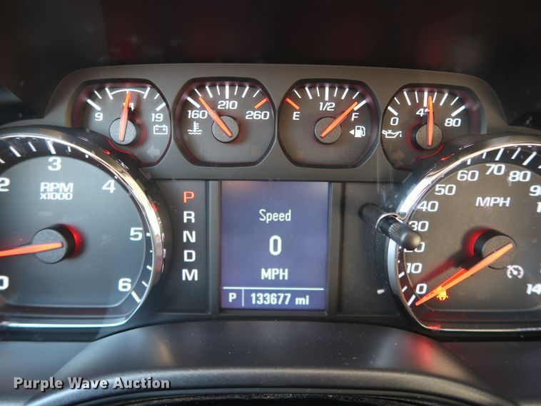 image for item DK3523 2015 Chevrolet Silverado 1500  Crew Cab pickup truck