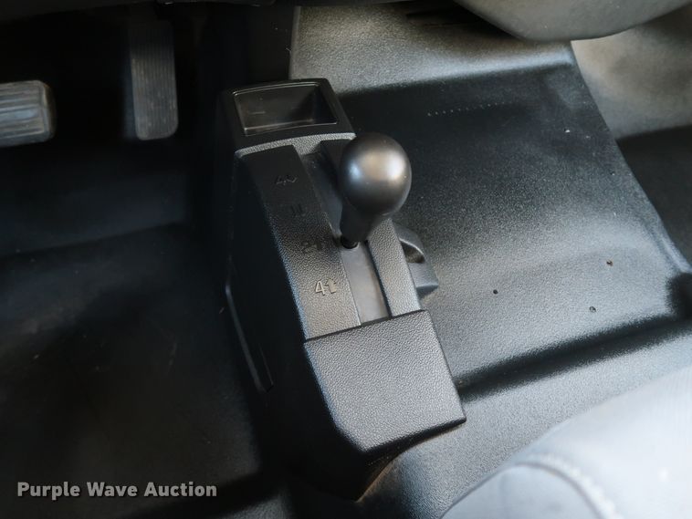 image for item DK3523 2015 Chevrolet Silverado 1500  Crew Cab pickup truck