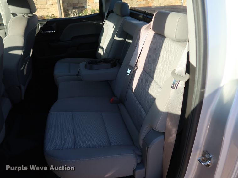 image for item DK3523 2015 Chevrolet Silverado 1500  Crew Cab pickup truck