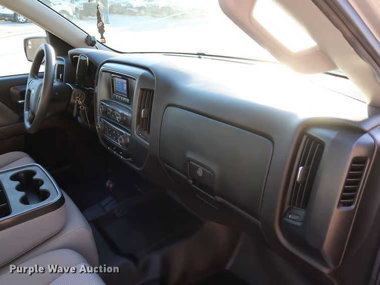 image for item DK3523 2015 Chevrolet Silverado 1500  Crew Cab pickup truck