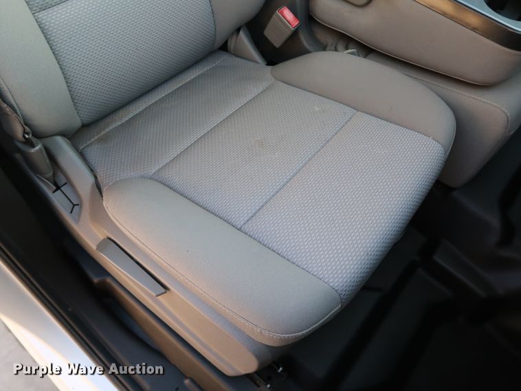 image for item DK3523 2015 Chevrolet Silverado 1500  Crew Cab pickup truck