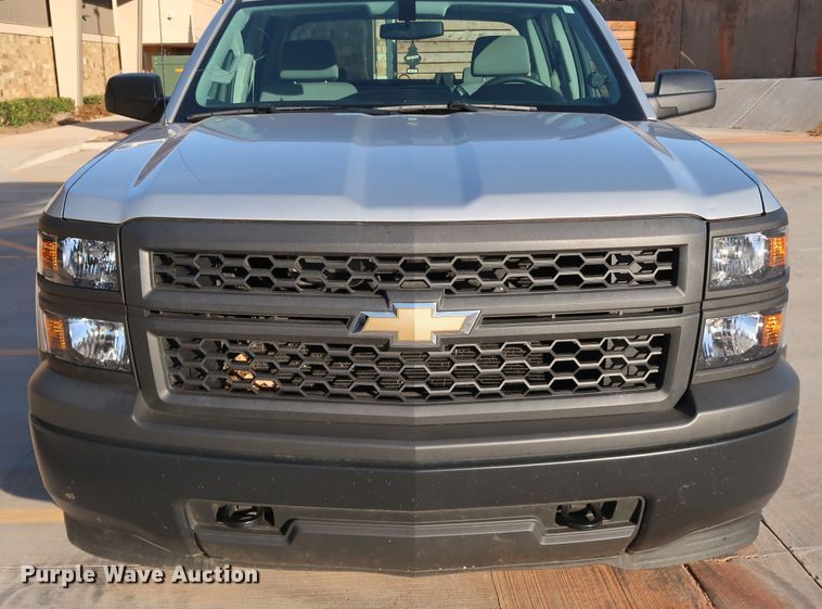 image for item DK3523 2015 Chevrolet Silverado 1500  Crew Cab pickup truck