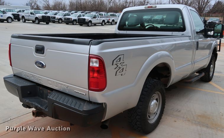 image for item DK3524 2016 Ford F250 Super Duty  pickup truck