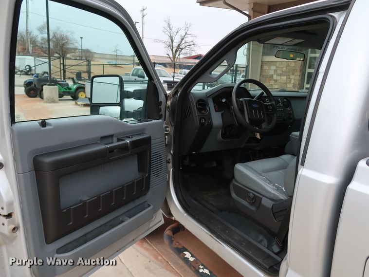 image for item DK3524 2016 Ford F250 Super Duty  pickup truck