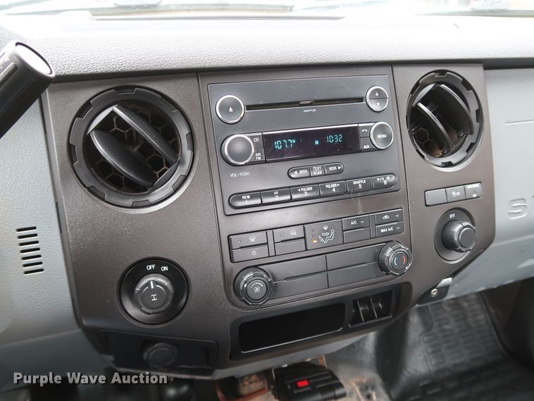 image for item DK3524 2016 Ford F250 Super Duty  pickup truck