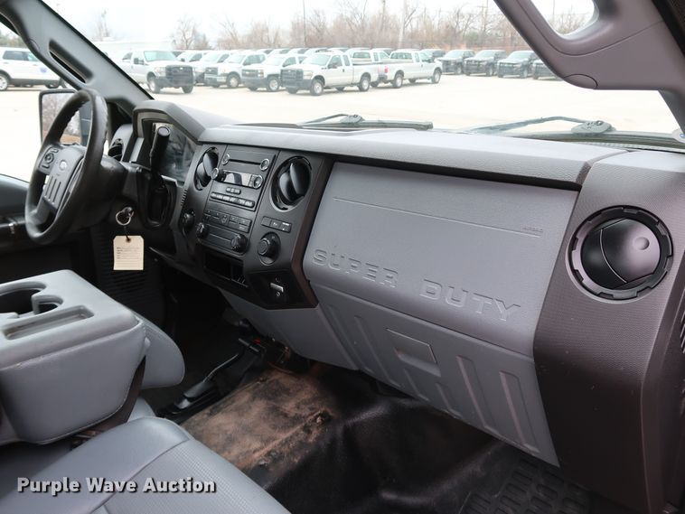 image for item DK3524 2016 Ford F250 Super Duty  pickup truck