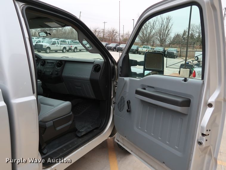 image for item DK3525 2012 Ford F250 Super Duty  pickup truck