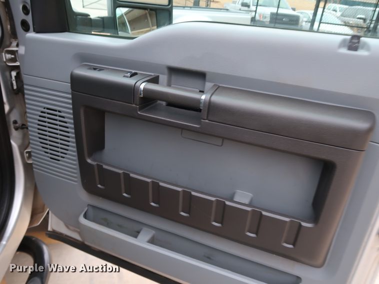 image for item DK3527 2015 Ford F250 Super Duty  SuperCab pickup truck