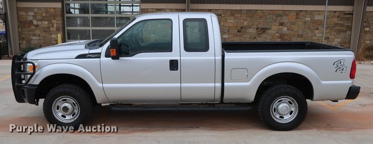 image for item DK3528 2015 Ford F250 Super Duty  SuperCab pickup truck
